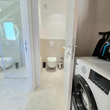 Apartamento Center Duplex Penthouse For 9 Tirana